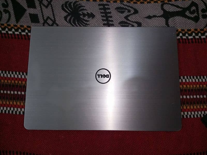 Dell laptop cori5 6th generation. 5