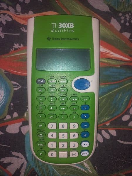 TEXAS INSTRUMENTS AMERICAN CALCULATOR (EASILY USEABLE FOR CLASS 9-12 ) 3