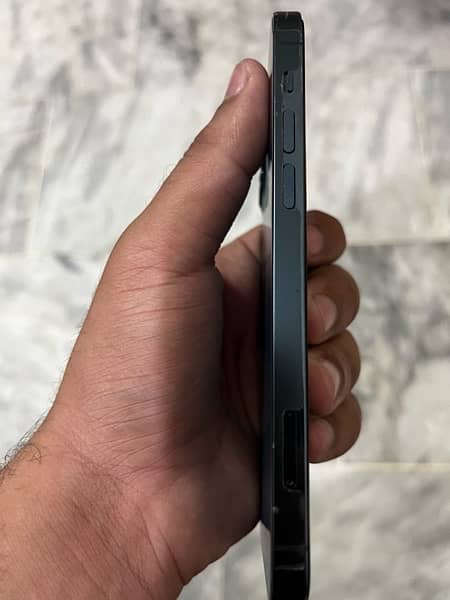 iphone 12 pro 128 GB Non Pta Factory unlock 1