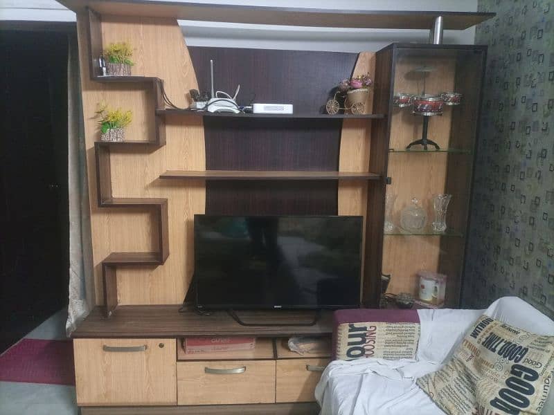 Led consoles with divider for sale urgent 2