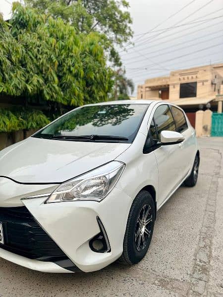 Toyota Vitz 2017 7