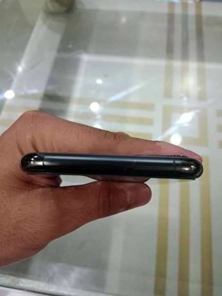 Iphone 11 pro max for sale 3