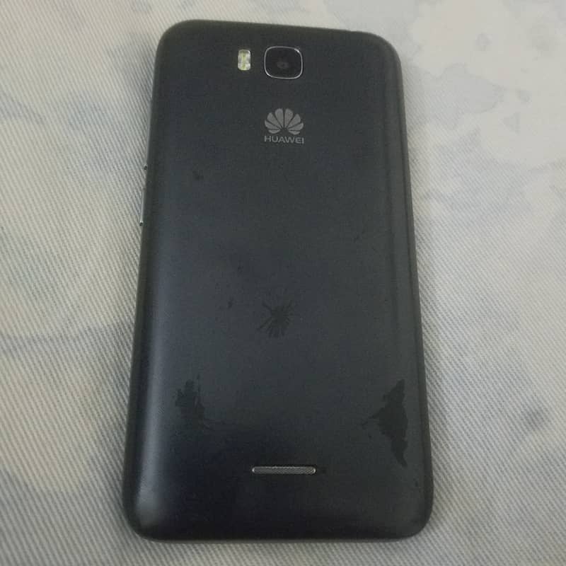 Huawei Y560-U02. Dual SIM, 1/8 GB. PTA. O3244833221 1