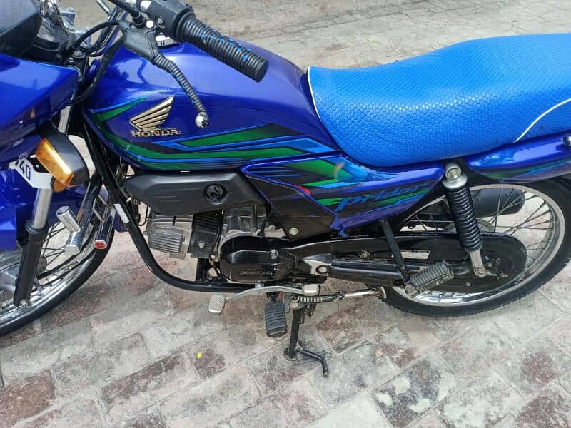 Honda pridor good in condition o3115253911 5