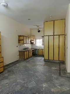 G-11 Real Pics Size 25 - 50 House For Sale Near Main Road And Markaz