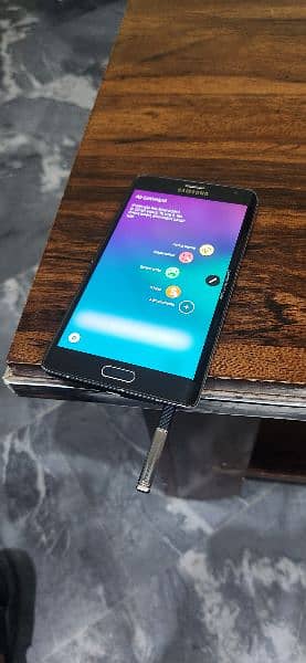 Samsung Galaxy Note Edge 8