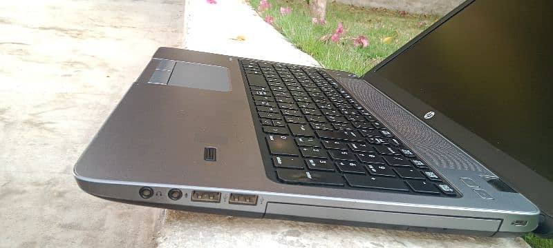 HP 4TH GENERATION SLIM NEW CONDITION LAPTOP EVERYTHING OK 5