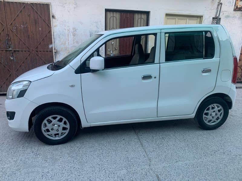 Suzuki Wagon R 2018 4