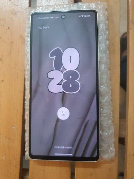 google pixel 7 8/128gb 10/10 condition 4 months sim time unlock 4