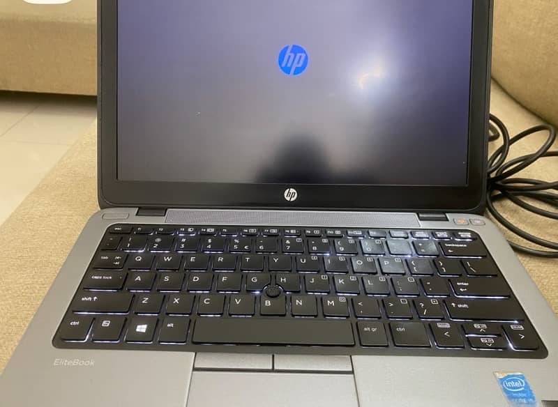 HP Elitebook 820 Core i5  8 GB | 256 GB Core SSD Backlight Keyboard 1