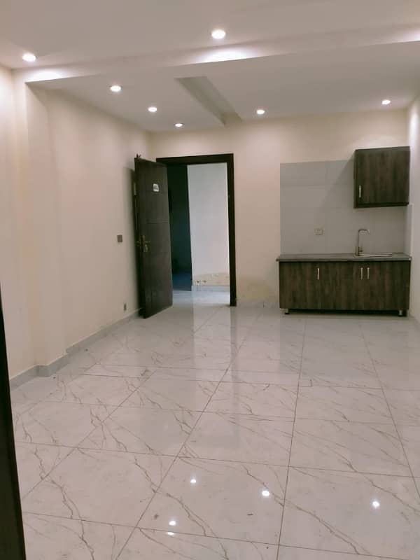 STUDIO BRAND NEW EXCELLENT GOOD LUXURY IDEAL FLAT FOR Sale IN IDEAL LOCATION BAHRIA TOWN LAHORE 23