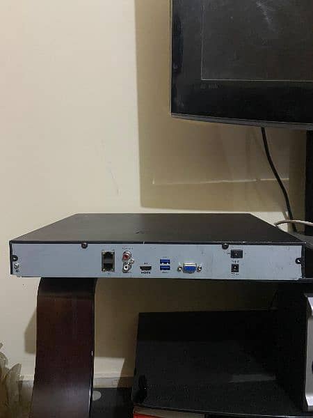 UNV nvr 32ch 4k like new 1