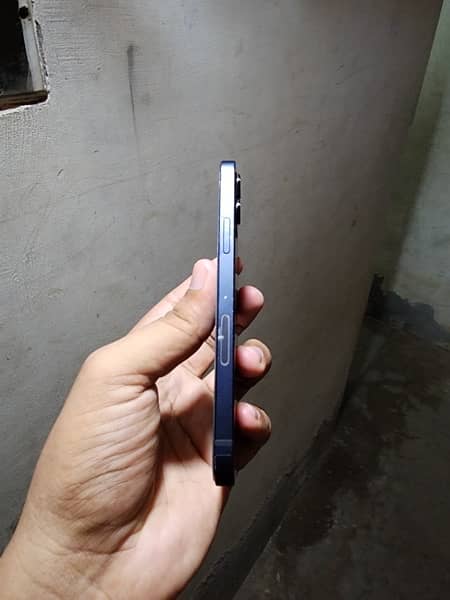 IPHONE 12 64GB JV NON PTA 5