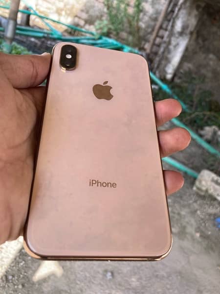 iPhone XS 3