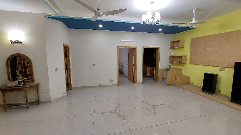 INVESTOR RATE 10 Marla 3 Storey House For Sale Owner Build House Ideal Location Near Market Masjid School 4