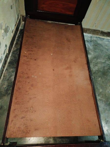 2 Beds good condition 4