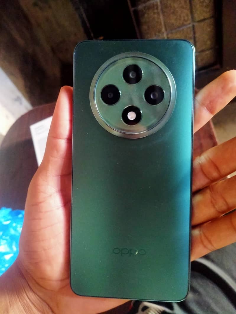 Oppo reno 12F 1