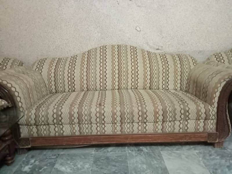 5seater sofa for sale in good condition 1