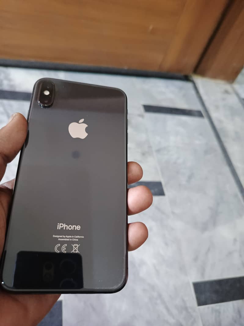 Iphone xsmax . . . Pta approved 64gb 3