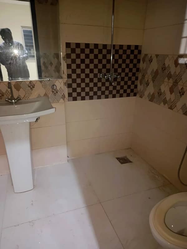 5 Marla House For Rent In G-Block Khayaban e Amin Society Lhr 5