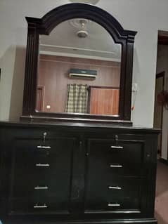 Dressing table for room