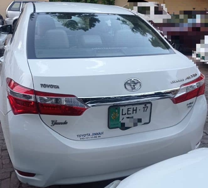 Toyota Corolla Altis 2017 5