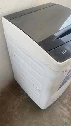 One time used Dawlance washing machine