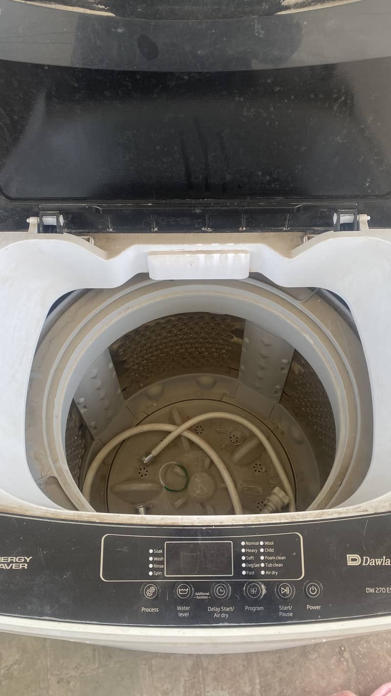 One time used Dawlance washing machine 1