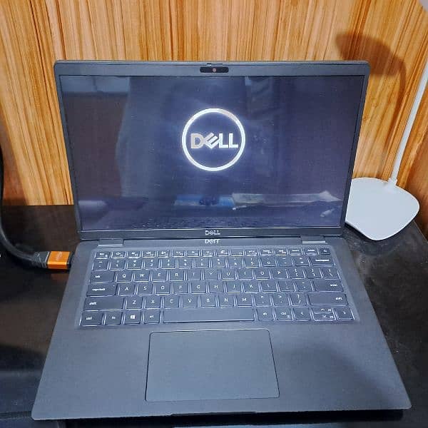 Dell Latitude E7410 i7-10th Gen, 16gb Ram/512 Nvme 8