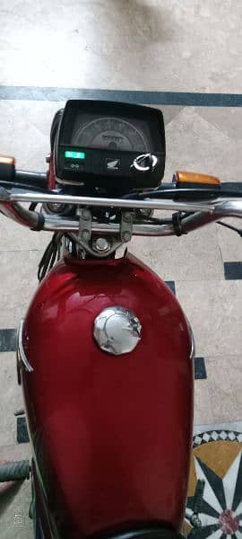 Honda CD-70 in Excellent Condition 7