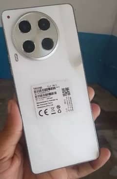 Tecno camon 30 0