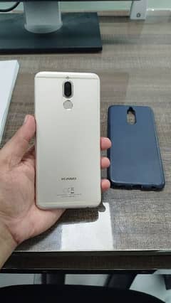 Huawei mate 10 lite with box