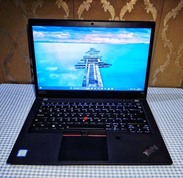 T490  i7  8  Generation Ram 8GB DDR4 256GB SSD  M2 4