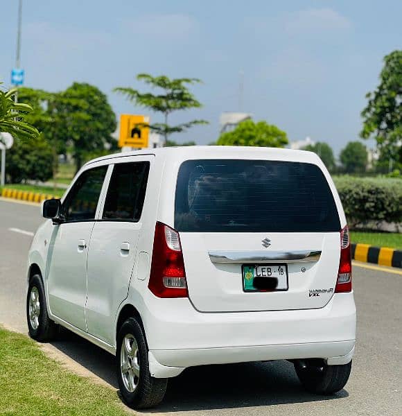 Suzuki Wagon R 2018 13