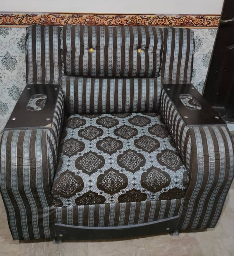 6 seater sofa set (3+2+1) with 2 side tables and 1 center table 2