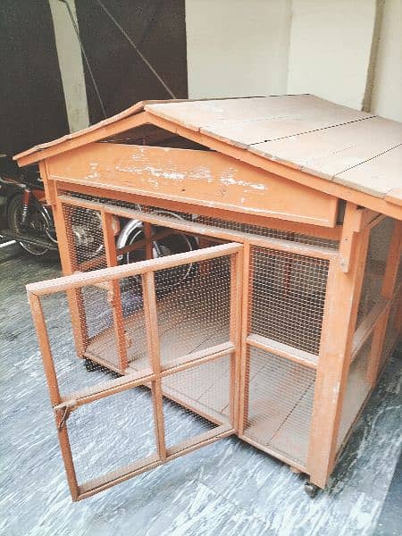 hen cages 4*4*4 in very good condition 0