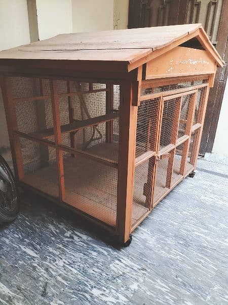 hen cages 4*4*4 in very good condition 4