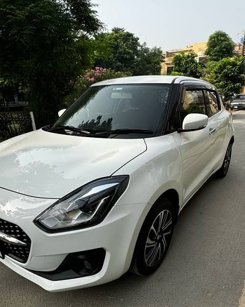 Suzuki Swift 2022 GLX CVT 9