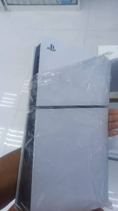 ps5 slim disc edition (Uae version) 0