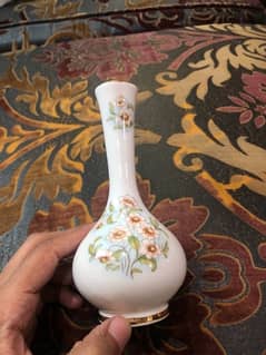 HOME DECORATION VASE