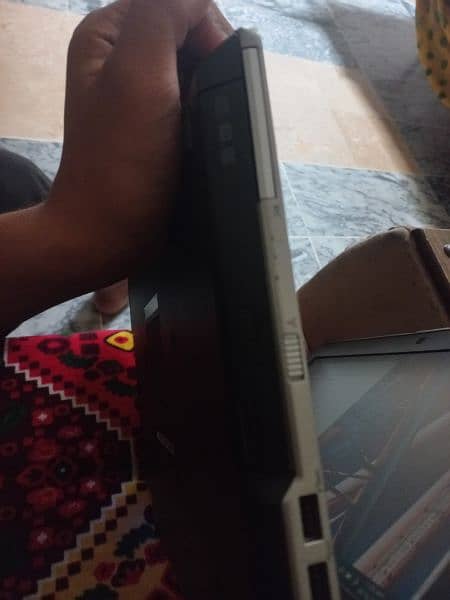 AoA selling my Dell Latitude e6430 in reasonable price 2