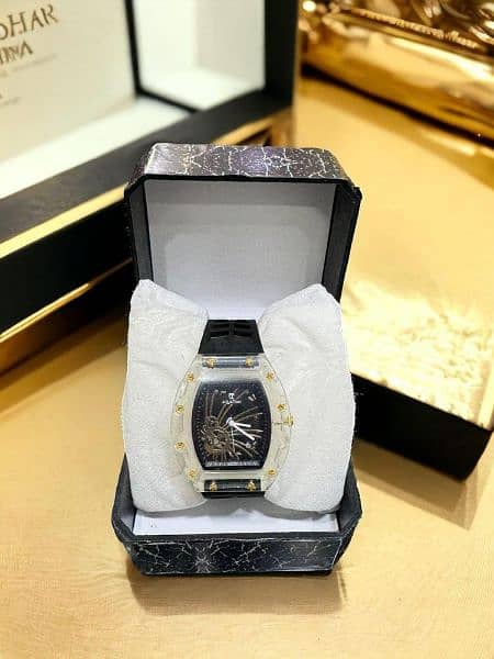 women's Fashionable Hand Watch 3