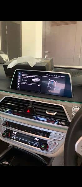 BMW 7 Series 2019 8