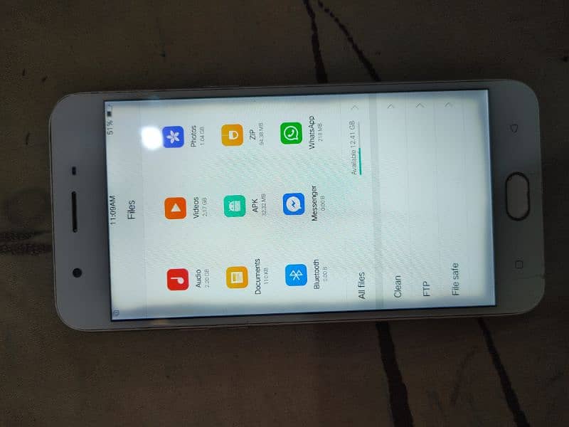 OPPO A57 1