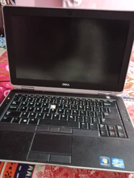 Dell latitude E 6330, core I7, 3rd generation 3