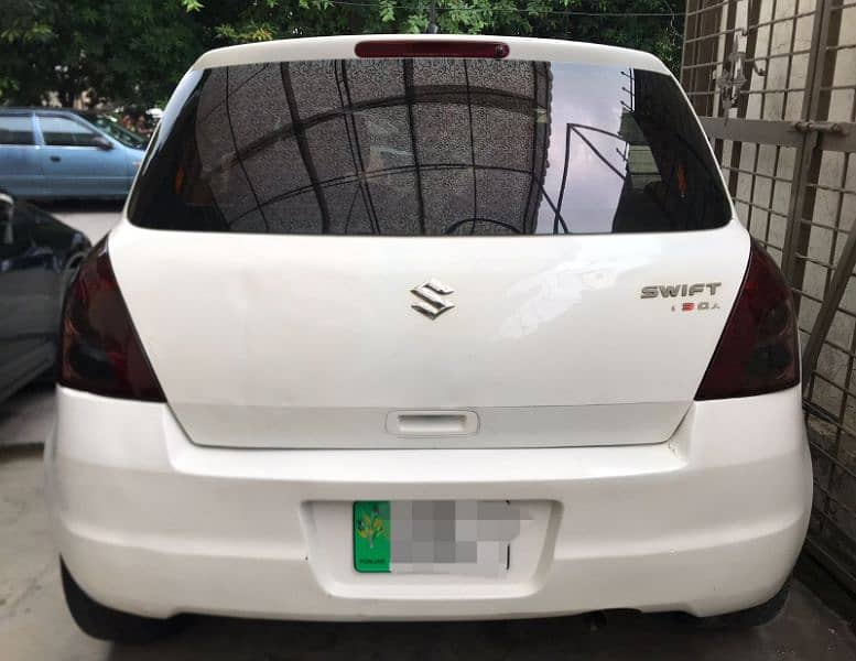 Suzuki Swift DX 2011 (O317/691/4441) 3