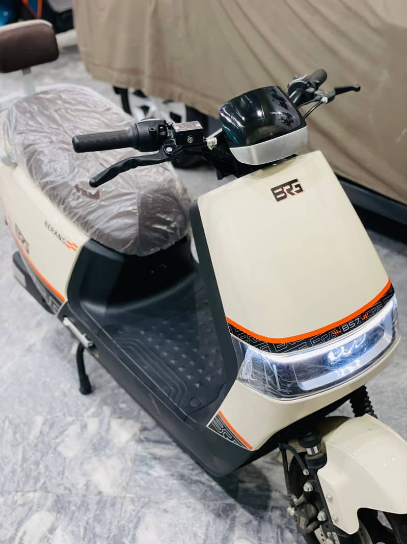 e-bike/electronic bike/BRG/metro/sufeyan moter/bike/scooty/scooter 9