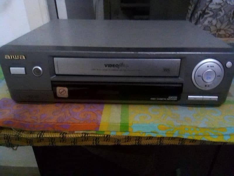 Aiwa. vcr good working 1