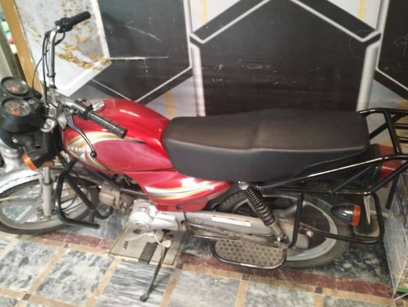 leader bike 100cc new condition 2