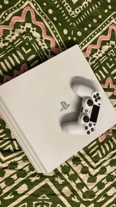 PS4 PRO 1 TB - White Play Station From UK 0